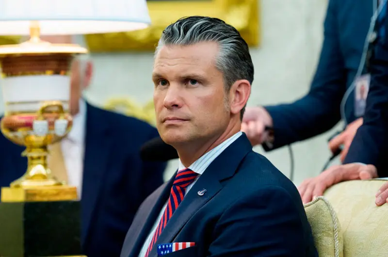 "Maduro tiene muchas decisiones que tomar", advierte Hegseth, secretario de Guerra de EEUU