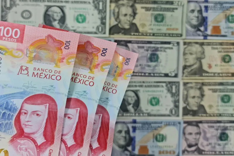 Las remesas a México sufren caída inédita en 2025 por política migratoria en EE.UU.