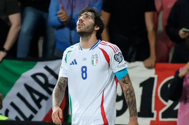 Italia logra agónica victoria 5-4 frente a Israel