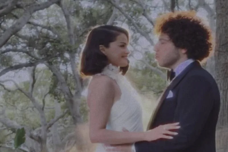 Selena Gómez y Benny Blanco se casan tras dos años de relación