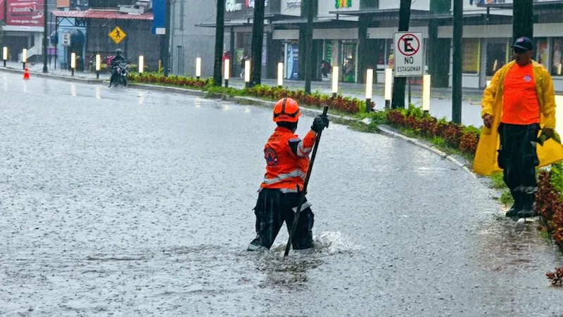 Ministro de Obras Públicas anunció intervención de Zona Rosa por inundaciones en periodo lluvioso