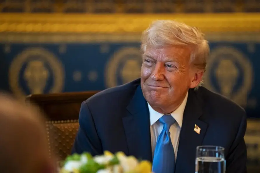 Trump dice que Israel acordó línea de retirada inicial en Gaza y llama a Hamás a aceptar