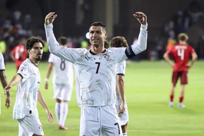 Cristiano Ronaldo lidera el ranking Forbes 2025 de futbolistas mejor pagados con $253 millones