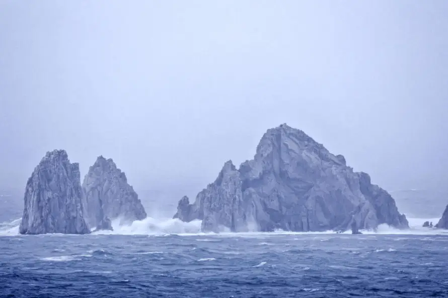 La tormenta tropical Lorena se forma frente a las costas del Pacífico mexicano