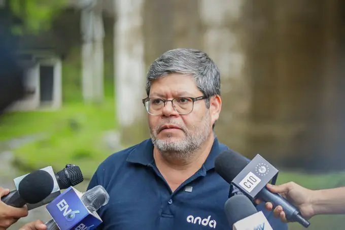 Agua empieza llegar a algunas zonas de la capital, ANDA dice que tanques ya empezaron a llenarse