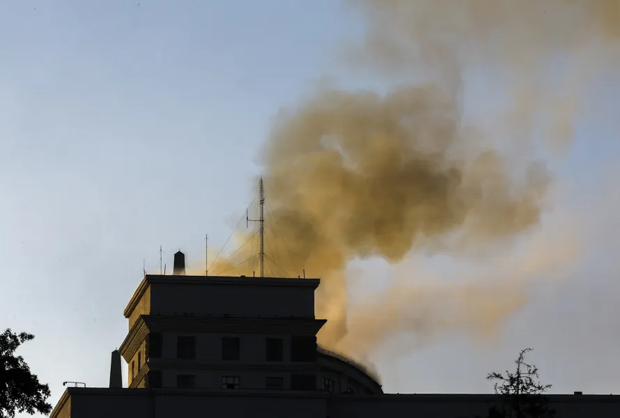 Rusia escala sus ataques con un récord de drones que alcanzan la sede del Gobierno en Kiev