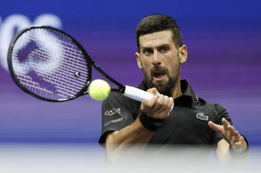Djokovic se muda a Atenas tras críticas por apoyar las protestas contra el Gobierno serbio