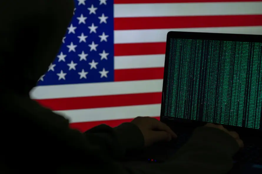 EE.UU. reanuda acuerdo con un software de espionaje israelí para el control de inmigración