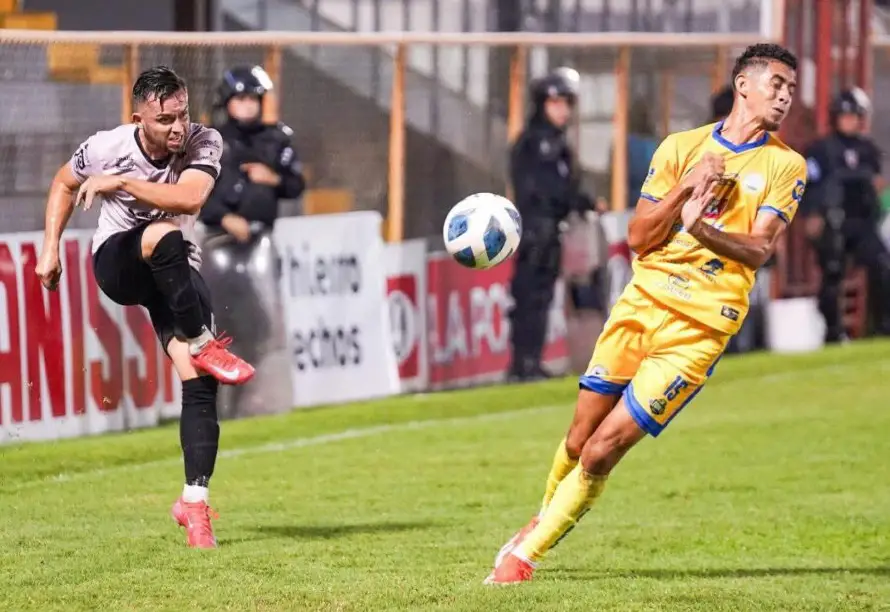Isidro Metapán se impone 3-2 a Municipal Limeño en un duelo vibrante