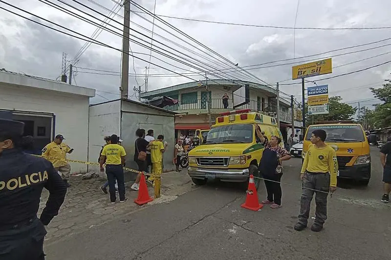 Dos personas mueren por impacto de un rayo en El Paisnal