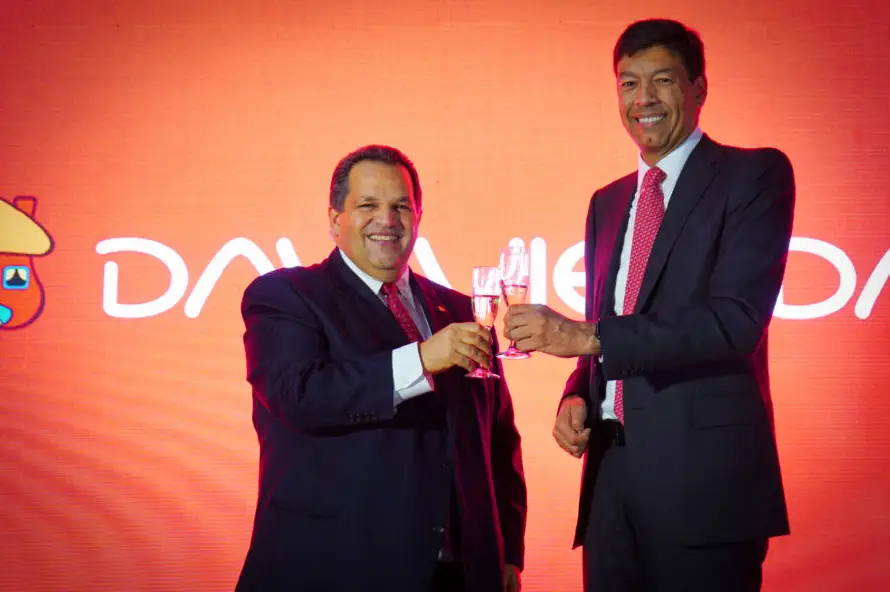 Davivienda celebra 140 años de historia: un símbolo de resiliencia e innovación digital en El Salvador