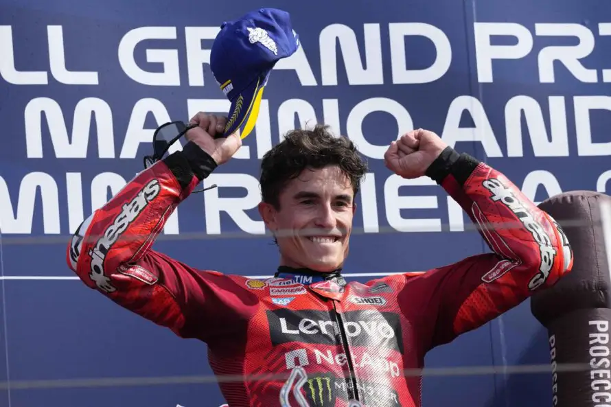Marc Márquez se siente "más cansado que nunca" tras ganar el campeonato de Moto GP y atribuye esto al "bajón de adrenalina"