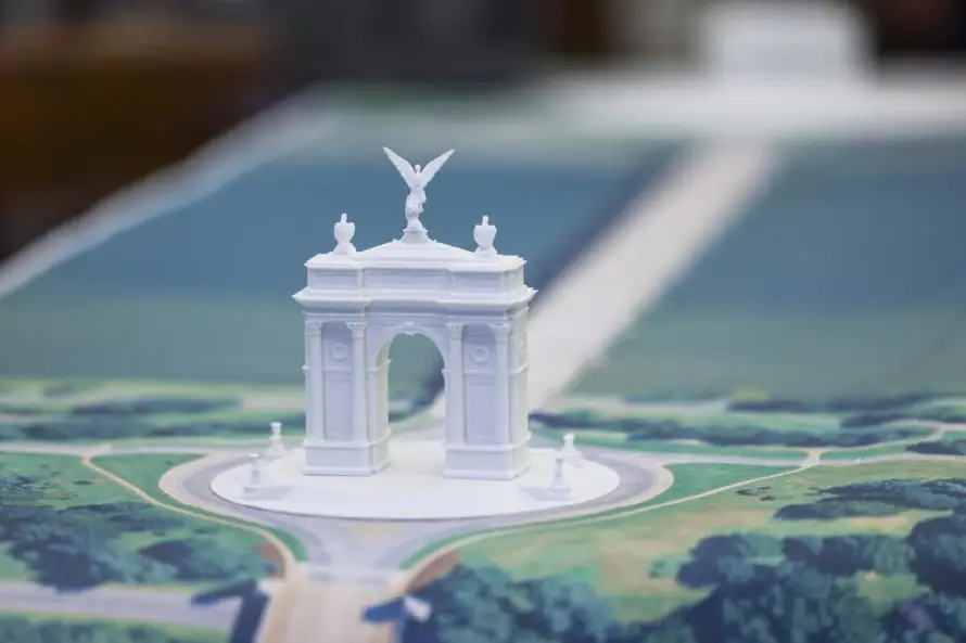 Trump planea construir un arco del triunfo en Washington por los 250 años de independencia de EEUU
