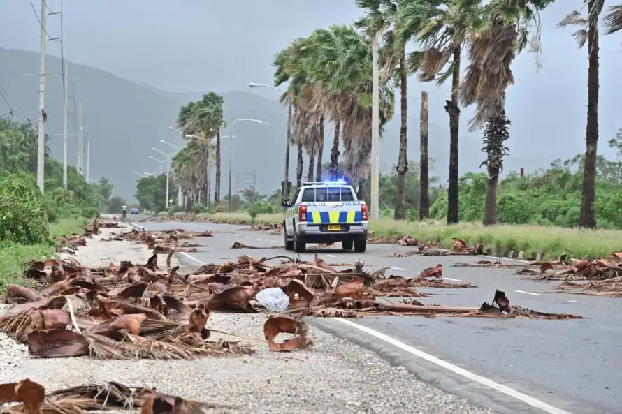 Declaran a Jamaica "zona catastrófica" tras el paso del huracán Melissa