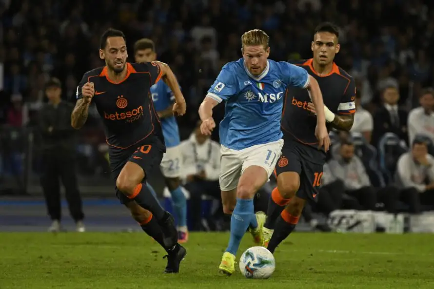 Nápoles perderá a De Bruyne por una rotura muscular grave