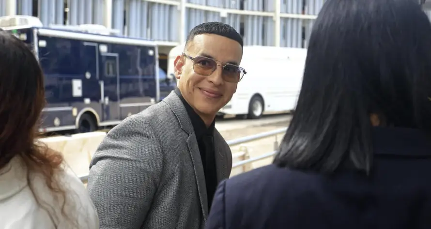 Daddy Yankee busca "transformar" con cristianismo renovado y aconseja firmar pactos prenupciales