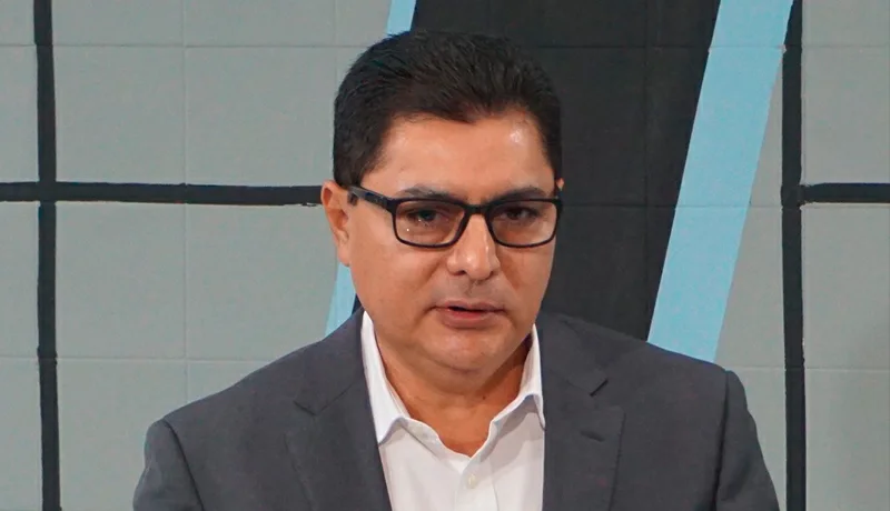 Procesan a transportista por evasión de impuestos de más de $316,000