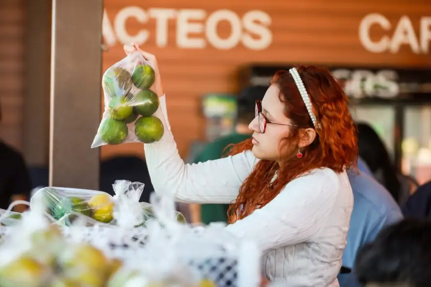 Agromercados atienden hasta 1,200 personas al día, según Agricultura