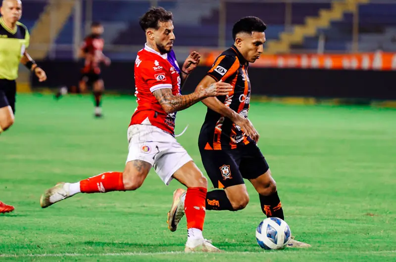 Águila empata 1-1 con FAS en el clásico nacional