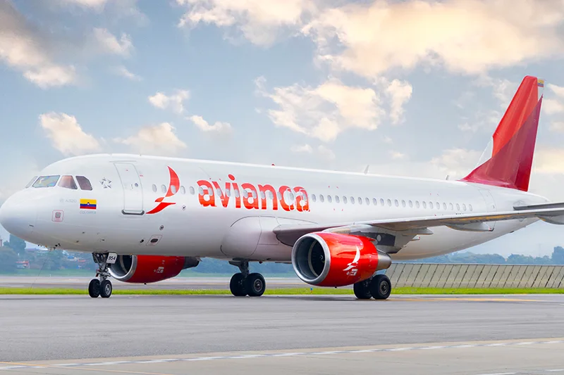 Avianca vuelve a incluir equipaje en su tarifa económica
