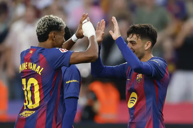Araujo da victoria agónica al Barcelona ante el Girona 2-1