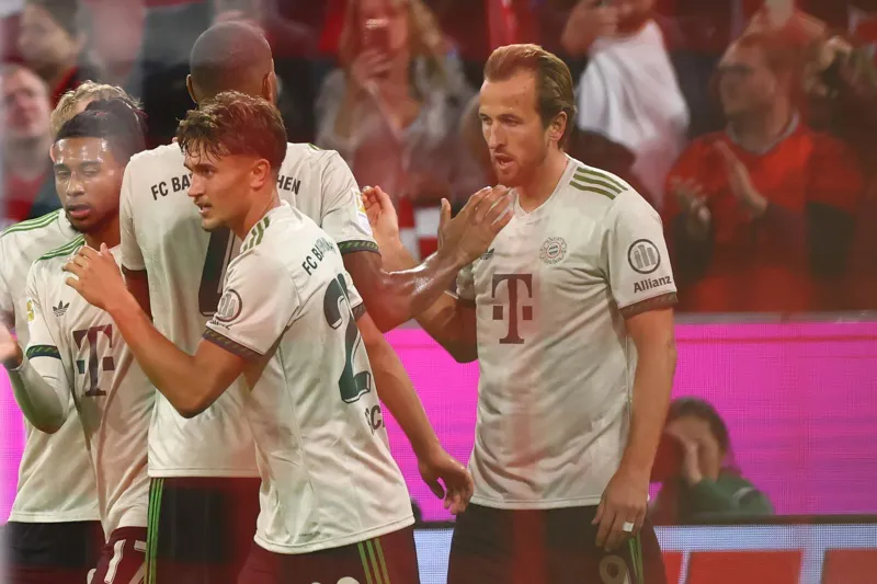Bayern vence 2-1 al Dortmund y amplía su ventaja en la Bundesliga