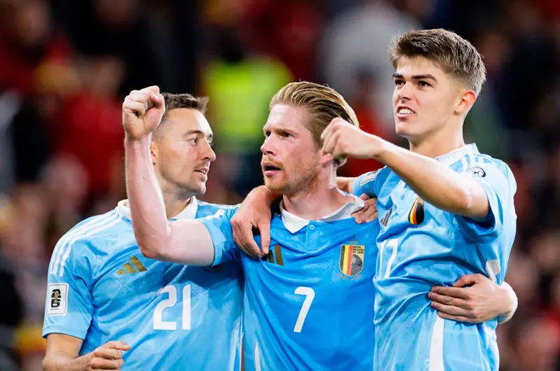Bélgica acaba con Gales y da un paso de gigante hacia el Mundial