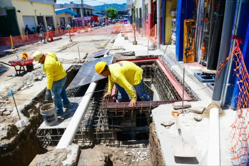 MOPT ampliará a 13 km el cableado subterráneo en el Centro Histórico