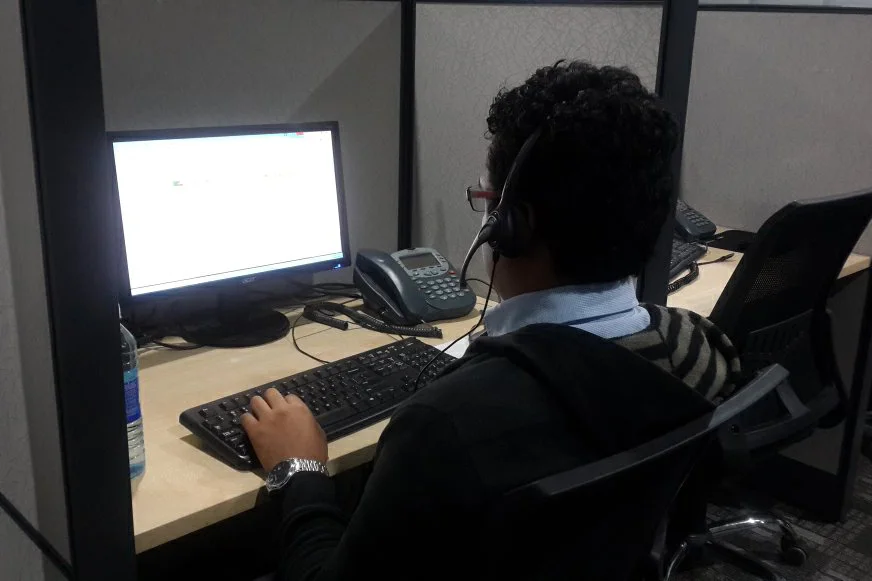 Las exportaciones de servicios salvadoreños se desplomaron 10 % en el primer trimestre de 2025