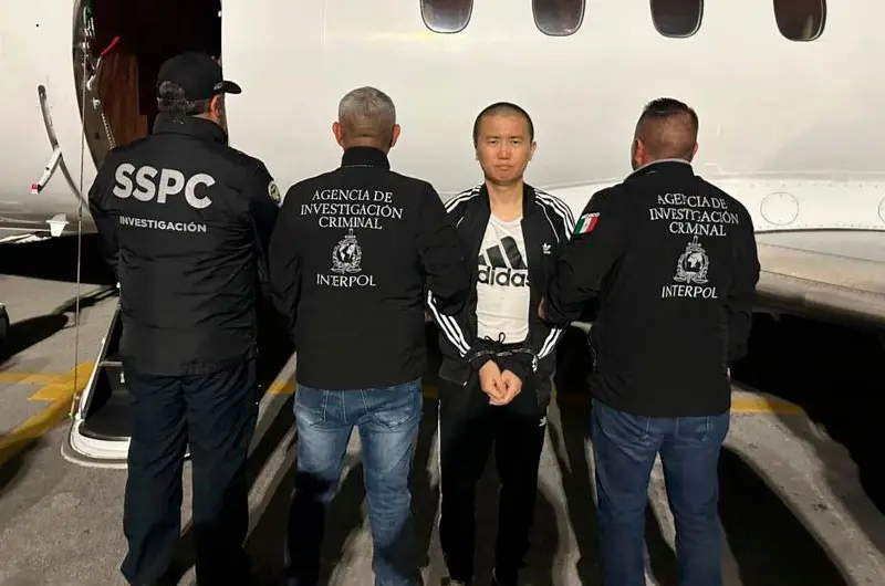 México confirma entrega a EEUU del traficante Zhi Dong Zhang, tras extradición desde Cuba