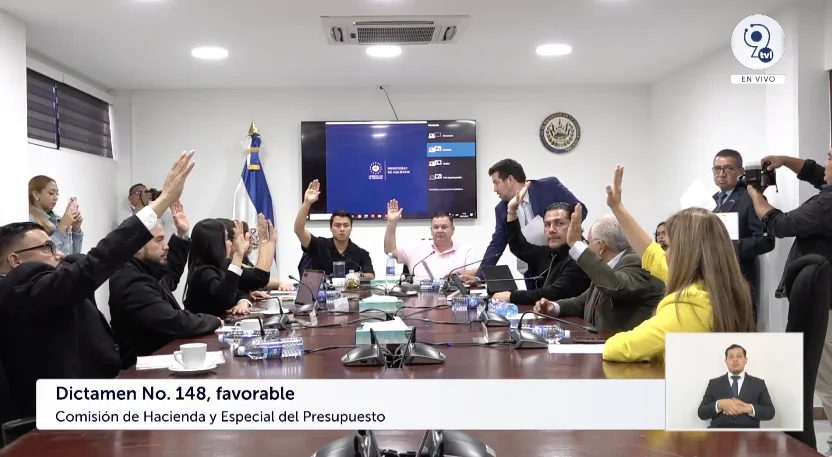 Dictaminan préstamo de $150 millones del BID para escuelas, educación a distancia y retornados