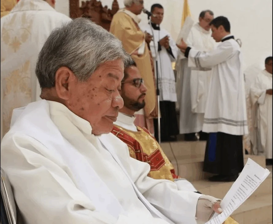 Fallece sacerdote nicaragüense atacado con ácido por una rusa en 2018