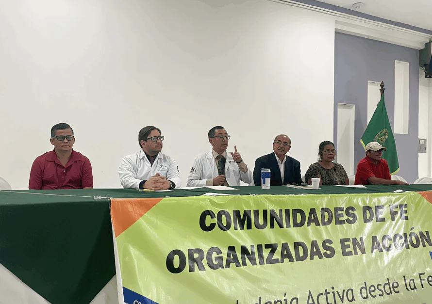 Más del 60 % de salvadoreños depende del sistema de salud pública