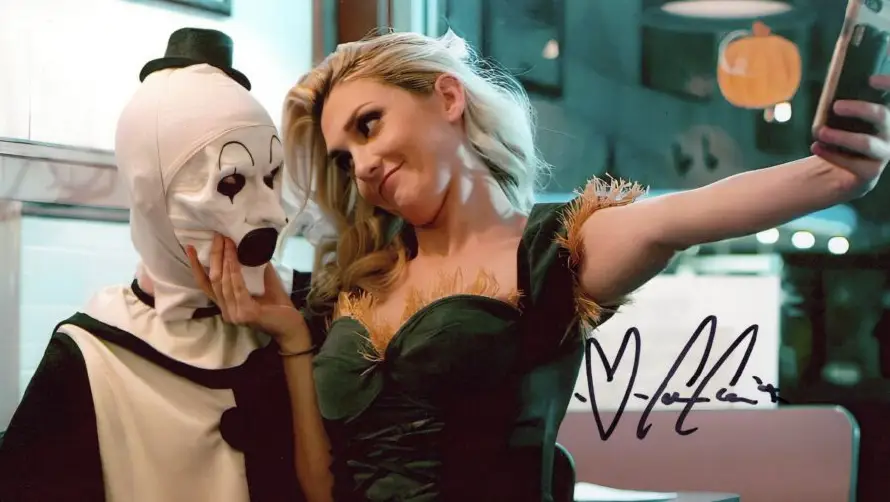 Actriz de "Terrifier" demanda a la producción por acoso e incumplimiento de contrato