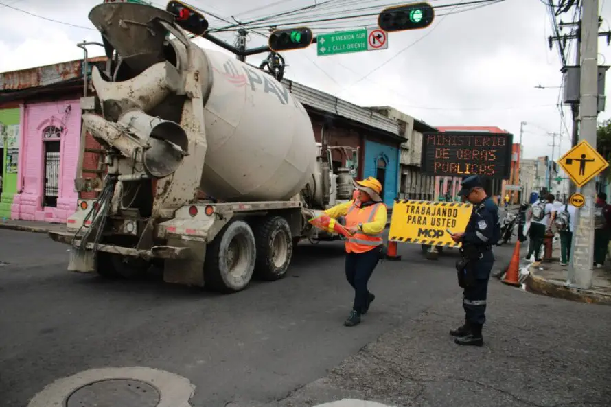 ¿Por qué han cerrado más calles en el Centro Histórico de San Salvador?