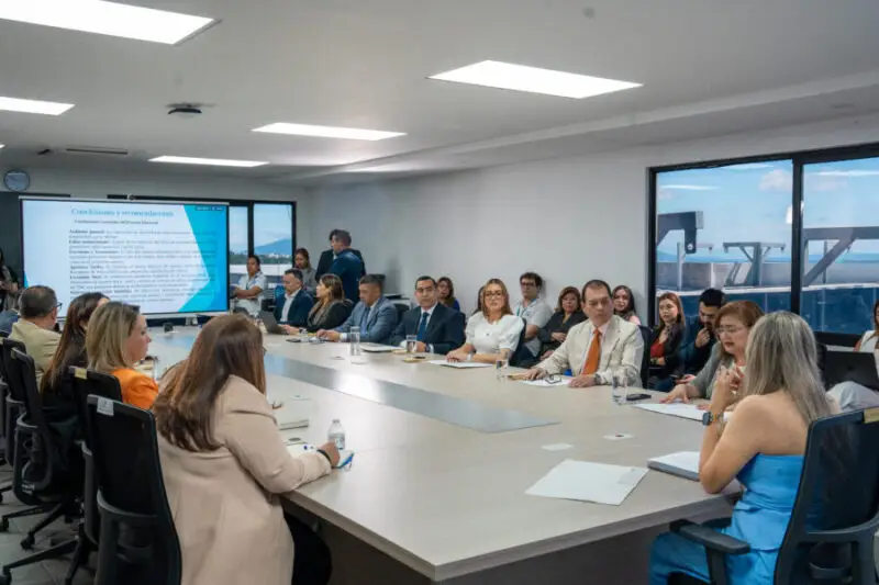 PDDH entrega informe de elecciones 2024 con hallazgos de "presiones indebidas" y fallas logísticas