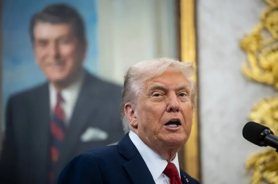 Trump intensifica ofensiva política y militar con medidas radicales contra narcotráfico, migración y comercio internacional