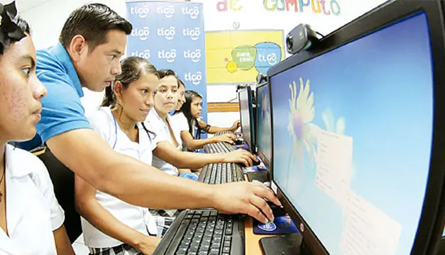 Presupuestan $9.5 millones de préstamo a Secretaría de Innovación para conectividad social