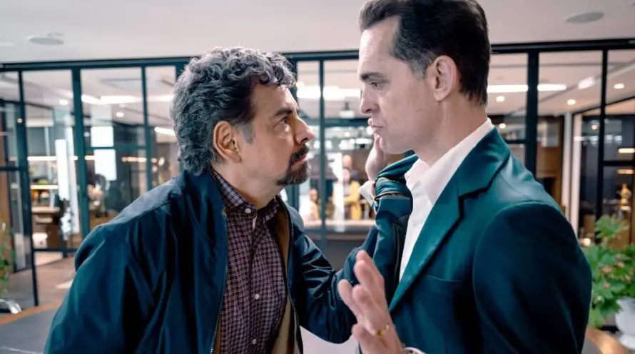Eugenio Derbez deja en pausa la comedia con la serie dramática "El juicio"