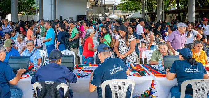 Integración desarrolla feria en Nahuizalco para atender a 3,000 personas