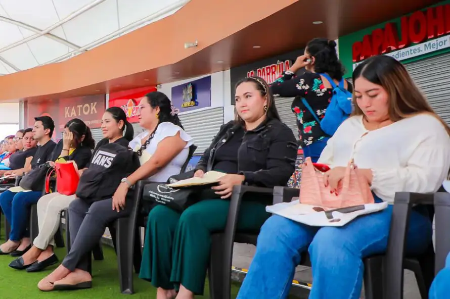 Empresas ofrecerán más de 400 plazas el 28 de octubre en el centro histórico de San Salvador