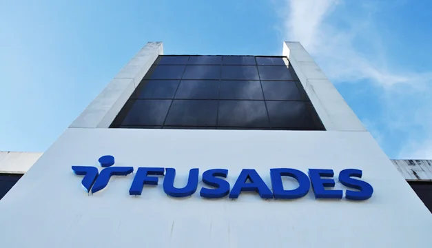 FUSADES entra en lista global de los 100 centros de pensamiento a seguir en 2025