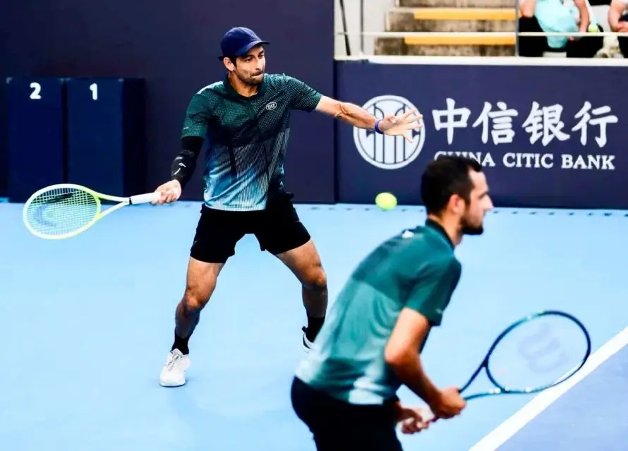 Arévalo y Pavic, derrotados en su estreno en las Finales ATP
