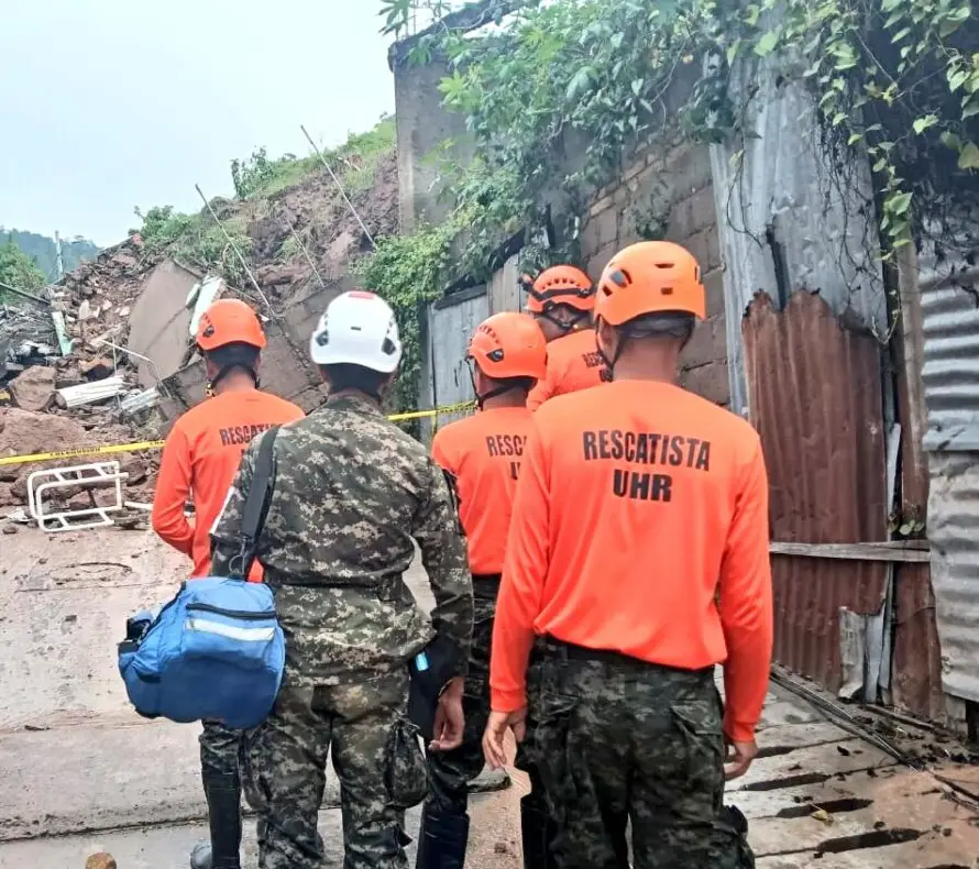 Suben a 15 los muertos por las lluvias en Honduras y el Gobierno convoca reunión urgente