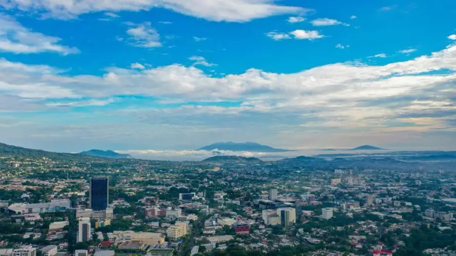 Vientos nortes incrementarán desde la noche de este miércoles en El Salvador: Marn