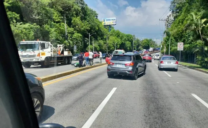 Un gestor del VMT murió atropellado en el paso a desnivel del monumento al Hermano Lejano