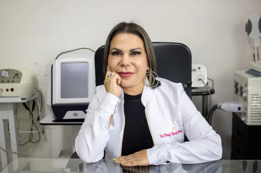 De sobreviviente a empresaria: la misión de Bessy Tobar para unir estética y medicina biológica contra el cáncer