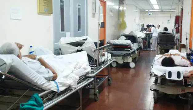 Ministerio de Salud crea comisión para coordinar servicio social de estudiantes de Medicina