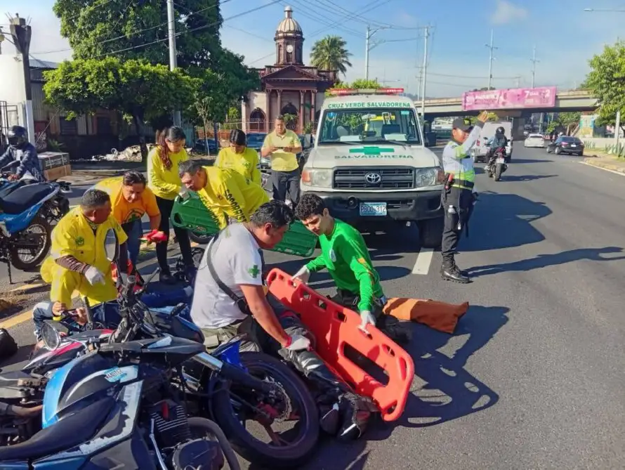 Accidentes viales dejan al menos nueve heridos durante la mañana del viernes