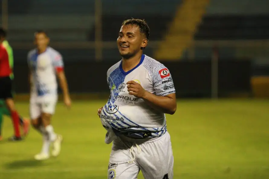 Fuerte San Francisco vence al Hércules 3-0 y toma oxígeno en el Apertura 2025